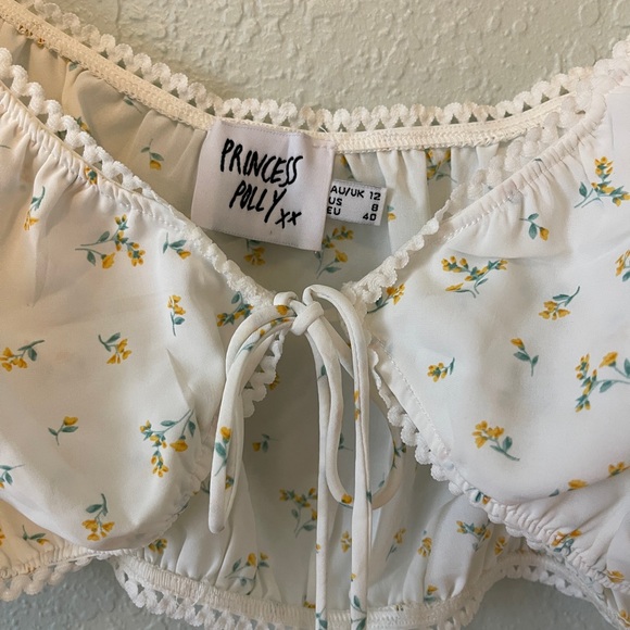 Cropped Princess Polly Cottage Core Tie Front Top - Picture 2 of 4